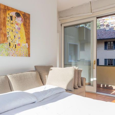 Joivy Apartments By The Lake Como Buitenkant foto