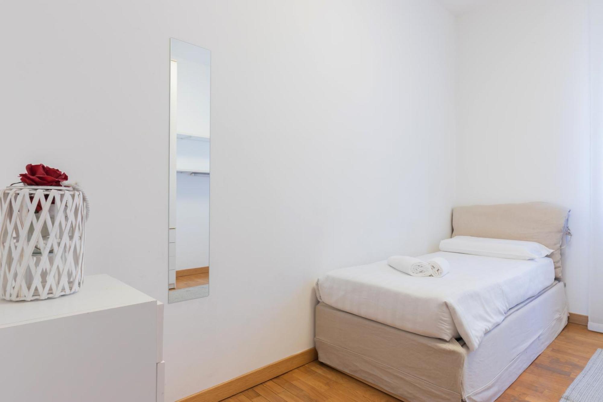 Joivy Apartments By The Lake Como Buitenkant foto