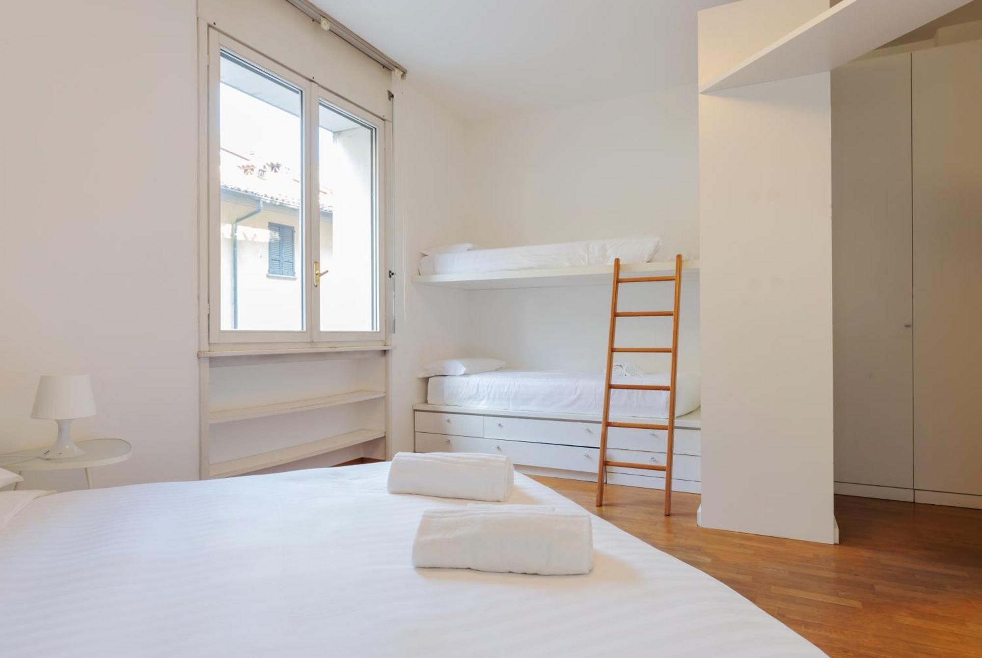 Joivy Apartments By The Lake Como Buitenkant foto